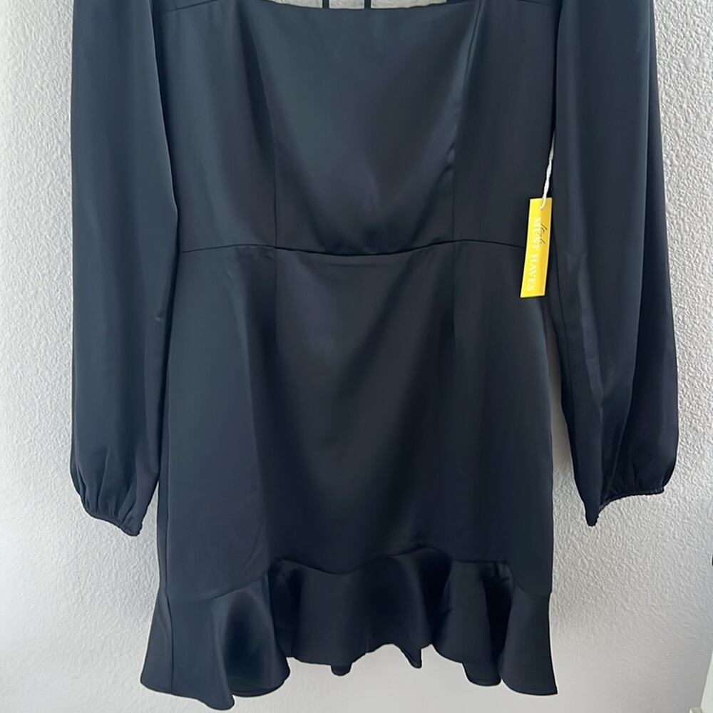 NWT Forever 21 Long Sleeve Babydoll Silky Mini Dress Squared Neckline Medium - Picture 4 of 5